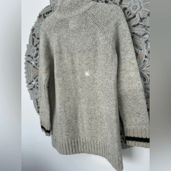 Roots Beige/Grey Knit Cowl Neck Pullover Sweater – Size XL, Cozy & Stylish - Picture 8 of 13